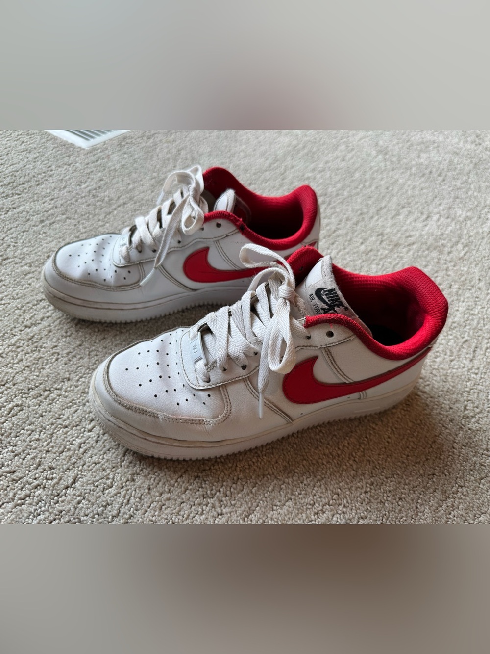 red Nike Air Force 1 Low sneakers
